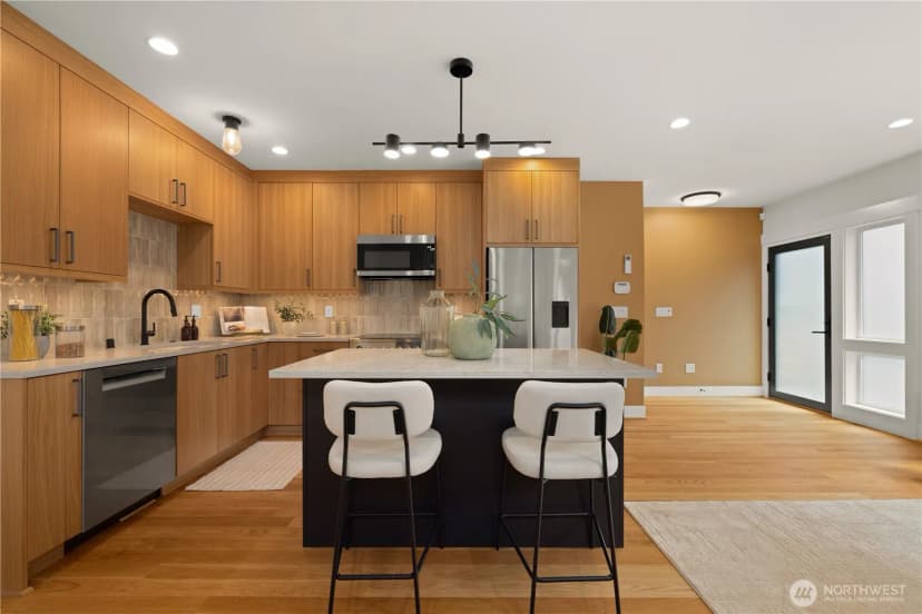 Property photo for 268 Fulton Street, Seattle photo 9