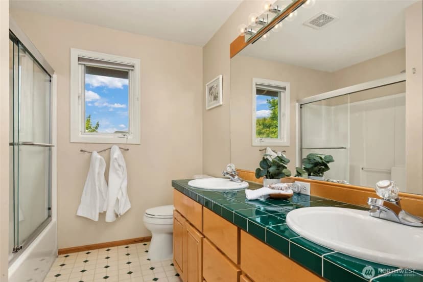 Property photo for 27183 Se 26th Place, Sammamish photo 35