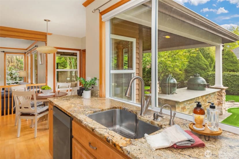 Property photo for 27183 Se 26th Place, Sammamish photo 11