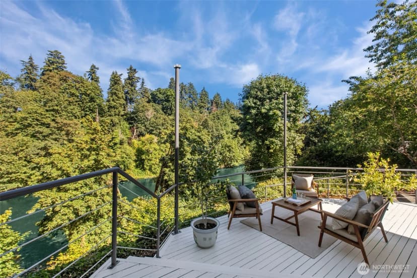 Property photo for 26530 Lake Fenwick Road S, Kent photo 19