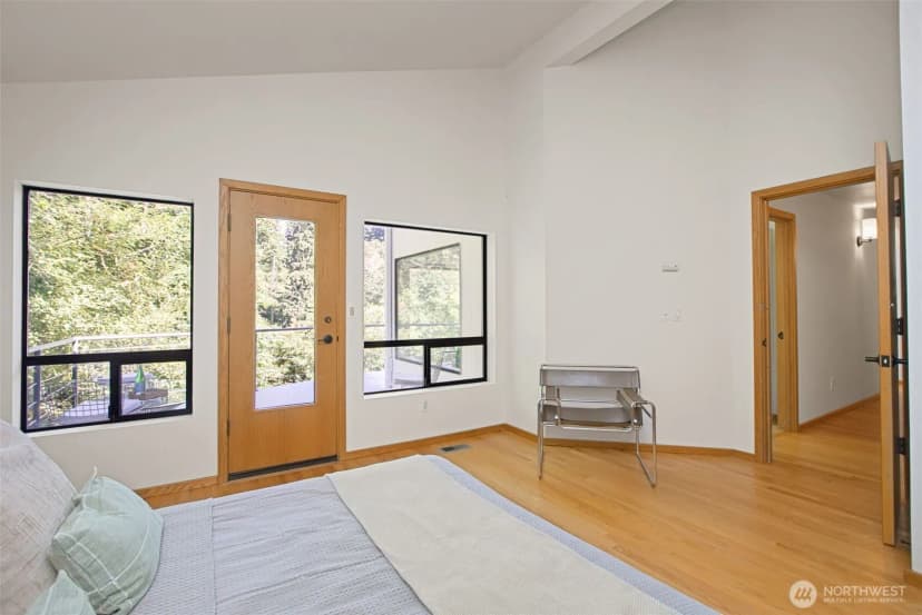 Property photo for 26530 Lake Fenwick Road S, Kent photo 16