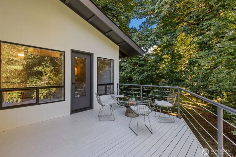 Property photo for 26530 Lake Fenwick Road S, Kent photo 18