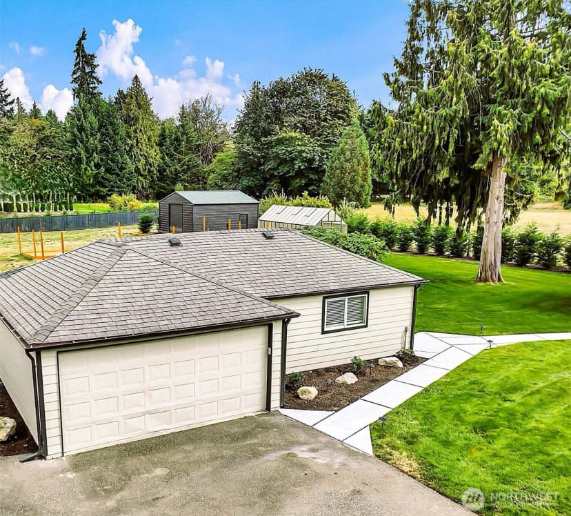 Property photo for 5511 Waller Road E, Tacoma photo 12