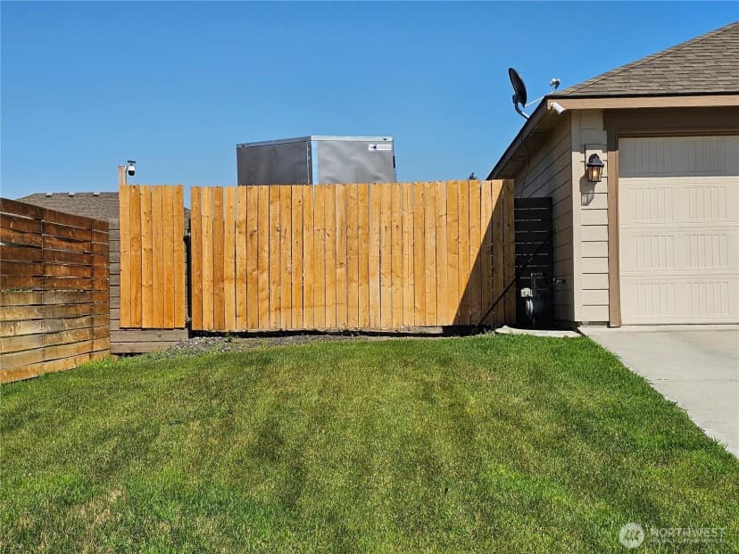Property photo for 6017 Cotswold Lane, Pasco photo 24