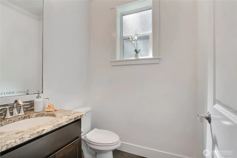 Property photo for 16426 85th Place Ne, Kenmore photo 17