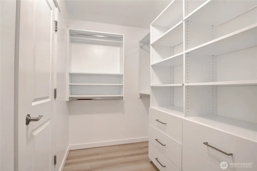 Property photo for 16426 85th Place Ne, Kenmore photo 21