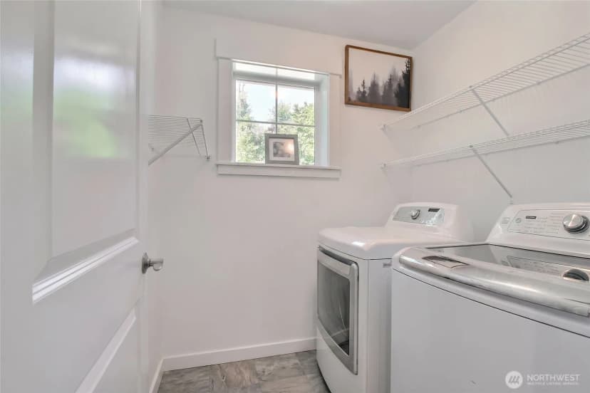Property photo for 16426 85th Place Ne, Kenmore photo 27