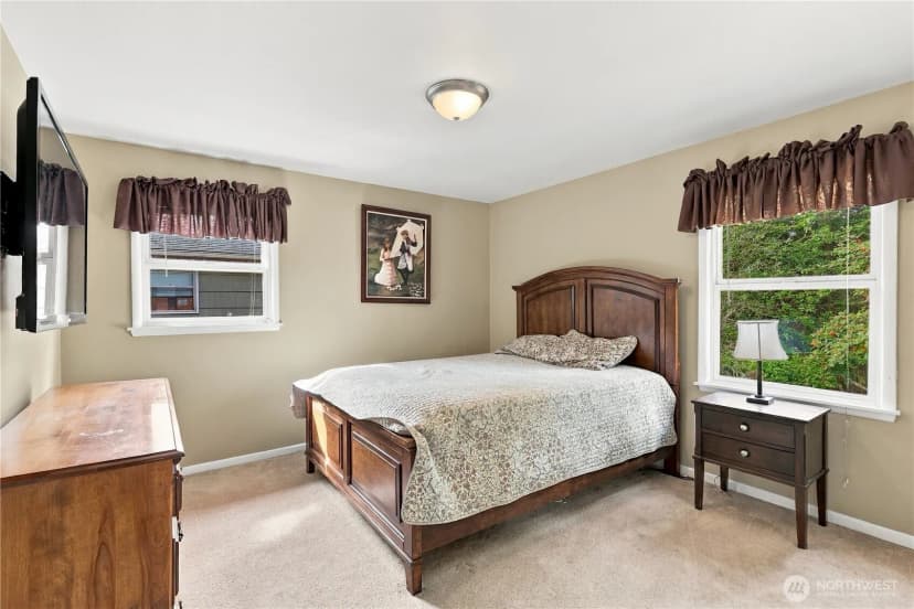 Property photo for 13045 Corliss Avenue N, Seattle photo 23