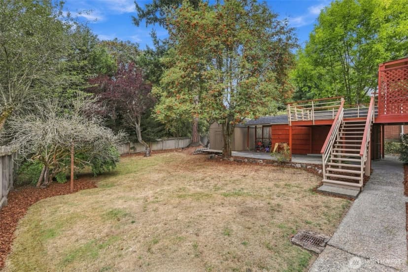 Property photo for 13045 Corliss Avenue N, Seattle photo 13
