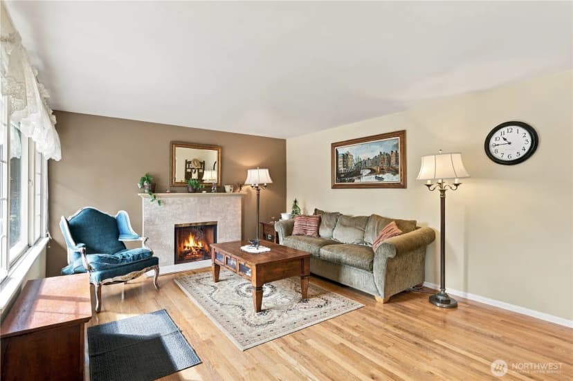 Property photo for 13045 Corliss Avenue N, Seattle photo 17