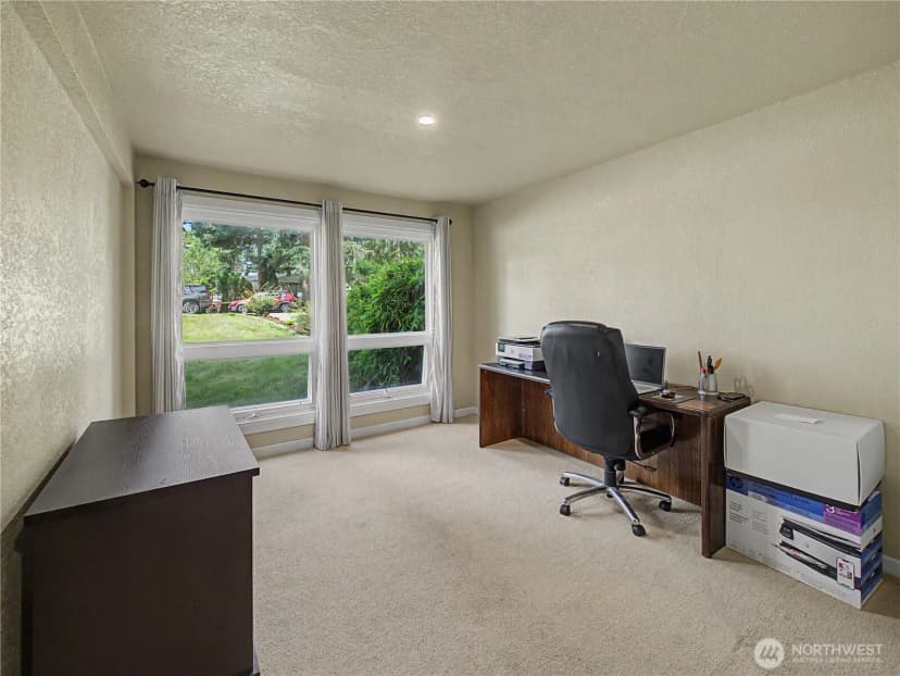 Property photo for 39428 200th Avenue Se, Auburn photo 18