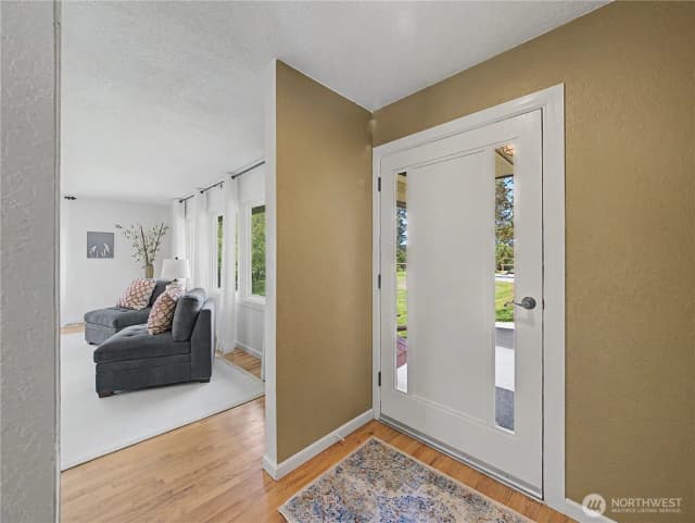 Property photo for 39428 200th Avenue Se, Auburn photo 4