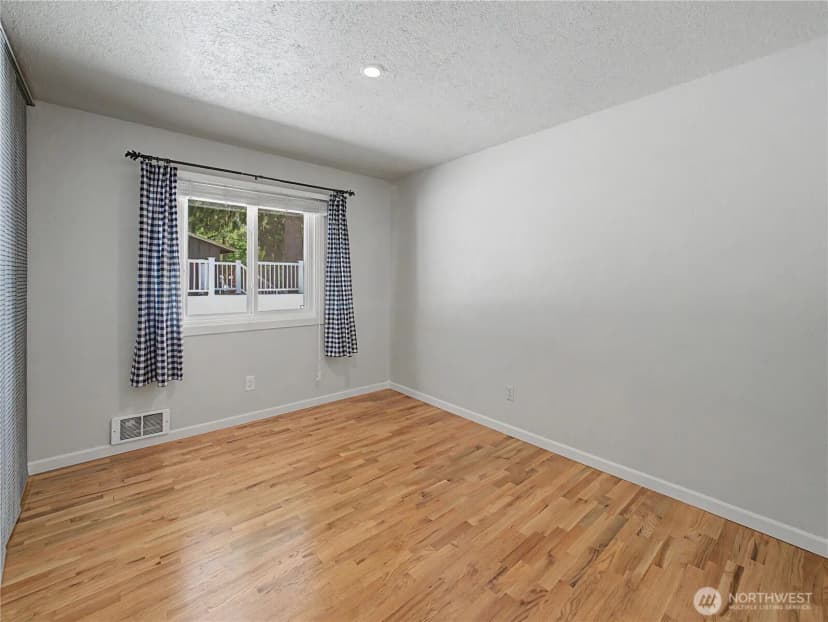 Property photo for 39428 200th Avenue Se, Auburn photo 16
