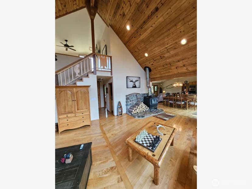 Property photo for 221 Winslow Lane, Morton photo 15