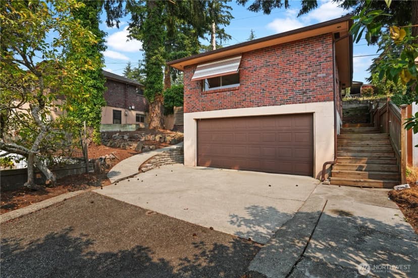 Property photo for 710 Princeton Street, Tacoma photo 28