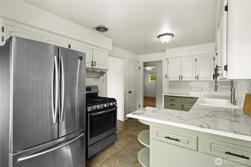 Property photo for 710 Princeton Street, Tacoma photo 12