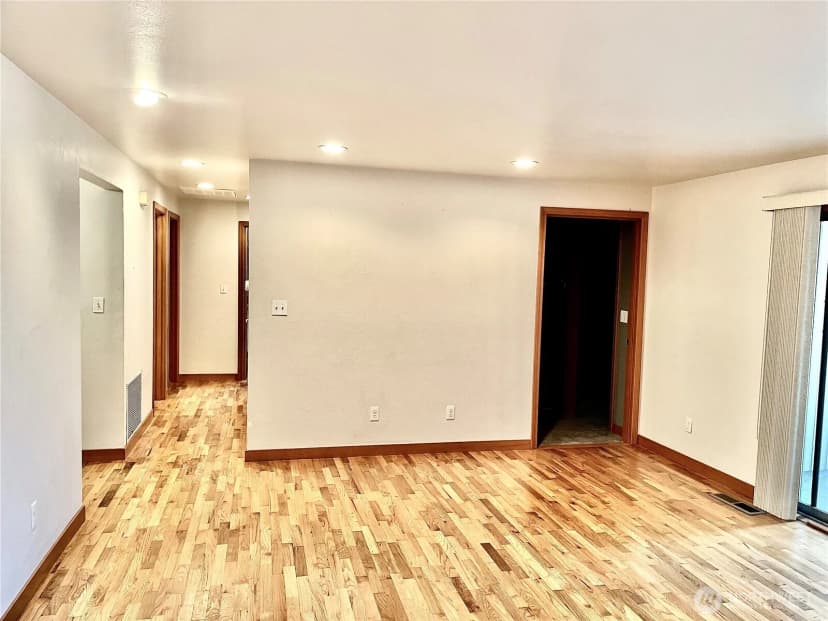 Property photo for 307 X Street, Tumwater photo 8