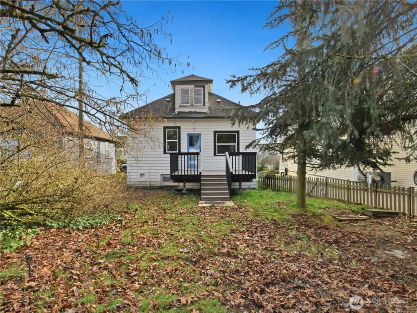 Property photo for 285 Earlington Avenue Sw, Renton photo 9