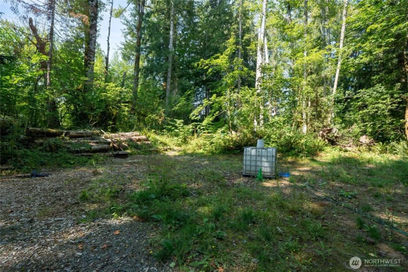 Property photo for 54982 214th Avenue E, Elbe photo 2