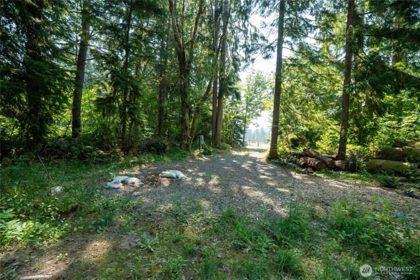 Property photo for 54982 214th Avenue E, Elbe photo 17