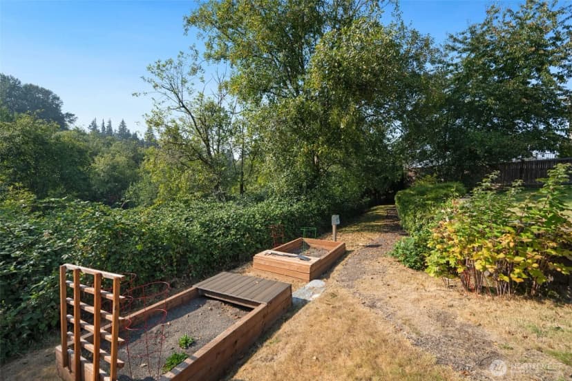 Property photo for 11626 50th Drive Se, Everett photo 26