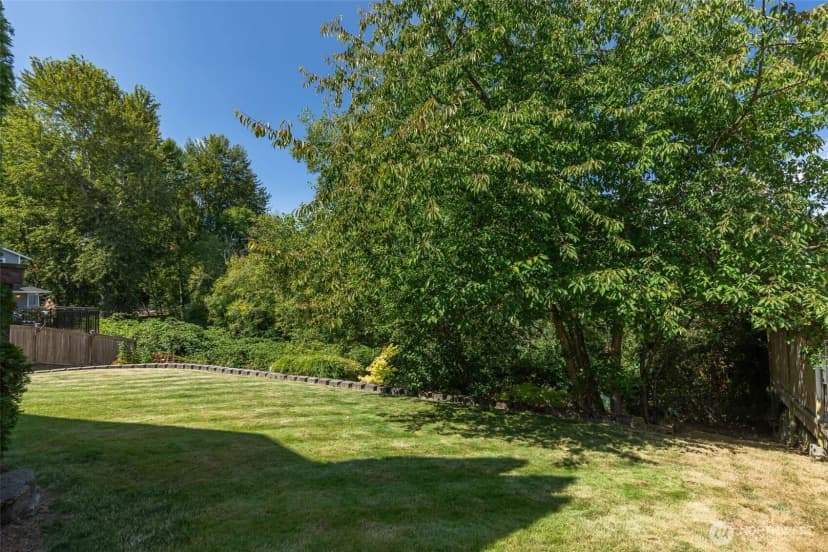 Property photo for 11626 50th Drive Se, Everett photo 24
