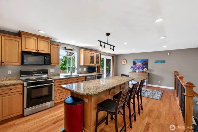 Property photo for 2622 211th Avenue E, Lake Tapps photo 13