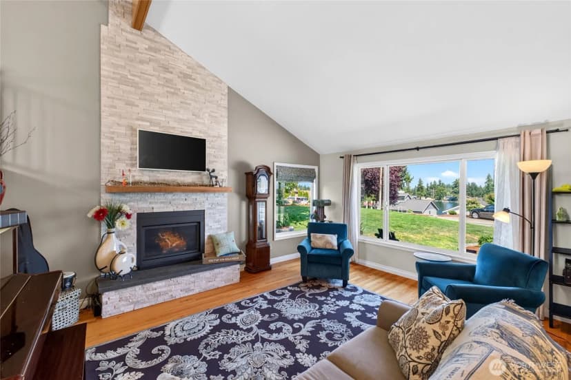 Property photo for 2622 211th Avenue E, Lake Tapps photo 10