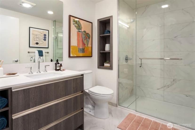 Property photo for 800 Columbia Street #1510, Seattle photo 11