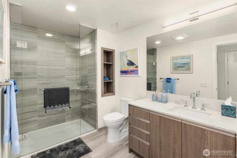 Property photo for 800 Columbia Street #2607, Seattle photo 10