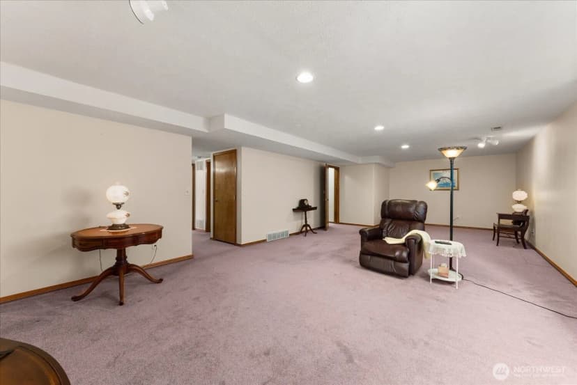 Property photo for 13716 E 15th Ln, Spokane Valley photo 19