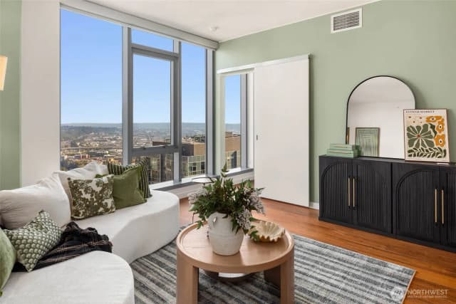 Property photo for 800 Columbia Street #2305, Seattle
