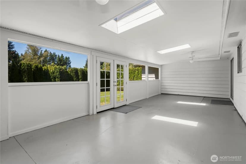 Property photo for 16821 19th Avenue Sw, Normandy Park photo 17