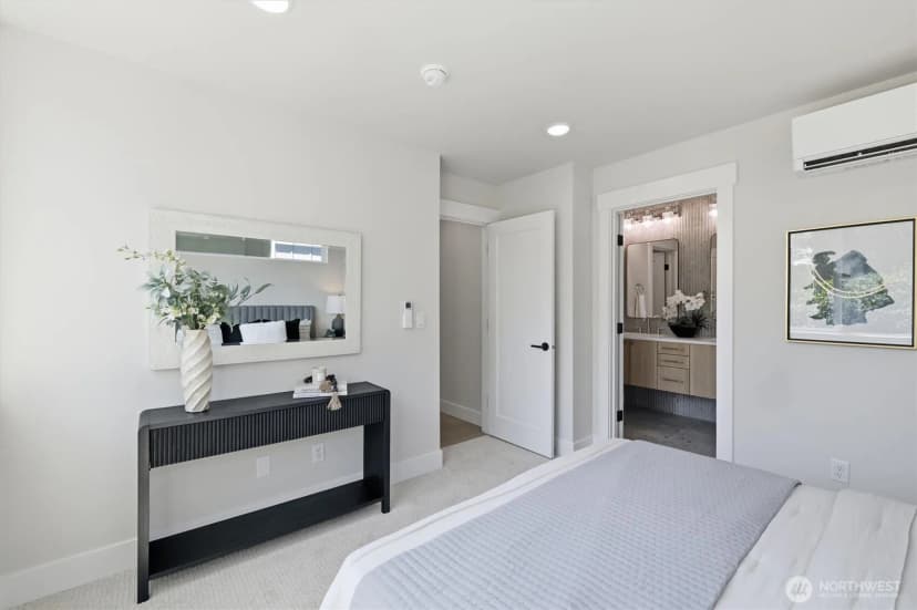 Property photo for 1407 29th Avenue, Seattle photo 14
