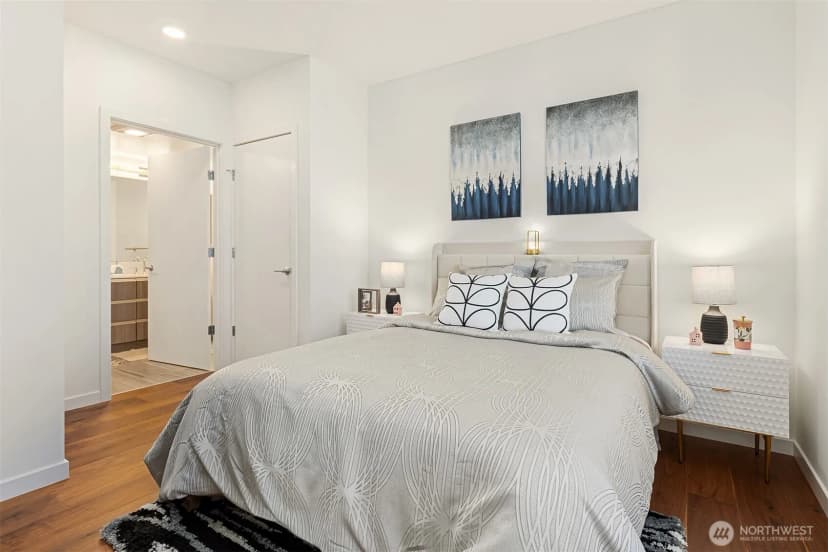 Property photo for 800 Columbia Street #2609, Seattle photo 7