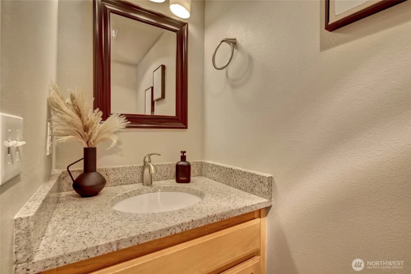 Property photo for 23317 Edmonds Way #4, Edmonds photo 13