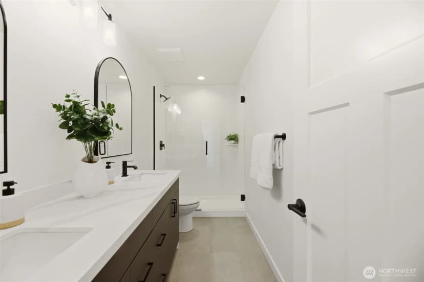 Property photo for 1702 Rainier Avenue #b, Everett photo 11