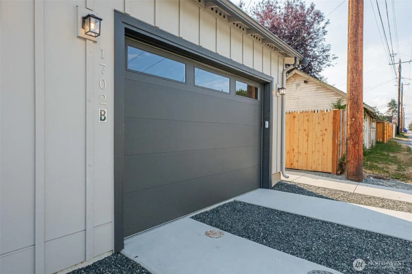 Property photo for 1702 Rainier Avenue #b, Everett photo 17