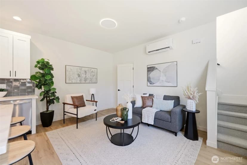 Property photo for 1702 Rainier Avenue #b, Everett photo 8