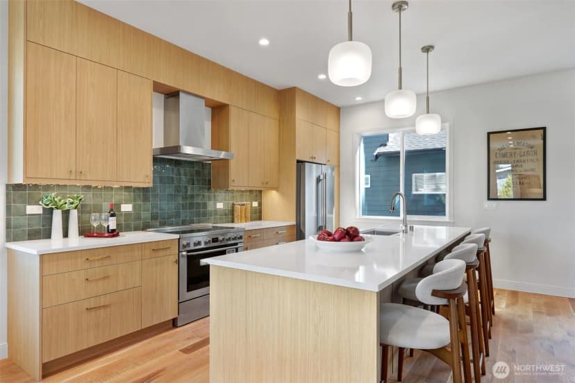 Property photo for 707 N 65th Street, Seattle photo 12