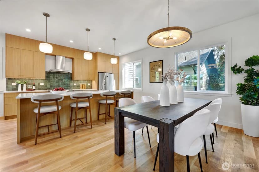 Property photo for 707 N 65th Street, Seattle photo 11