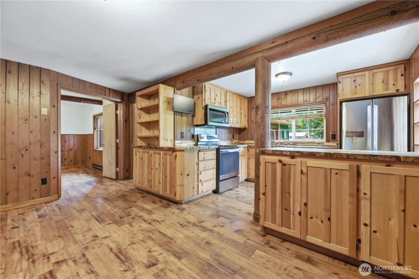 Property photo for 13013 224th Street E, Graham photo 11
