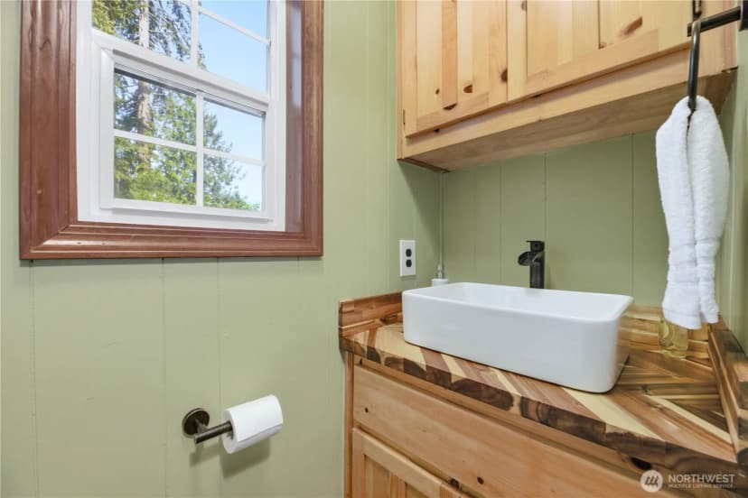 Property photo for 13013 224th Street E, Graham photo 14