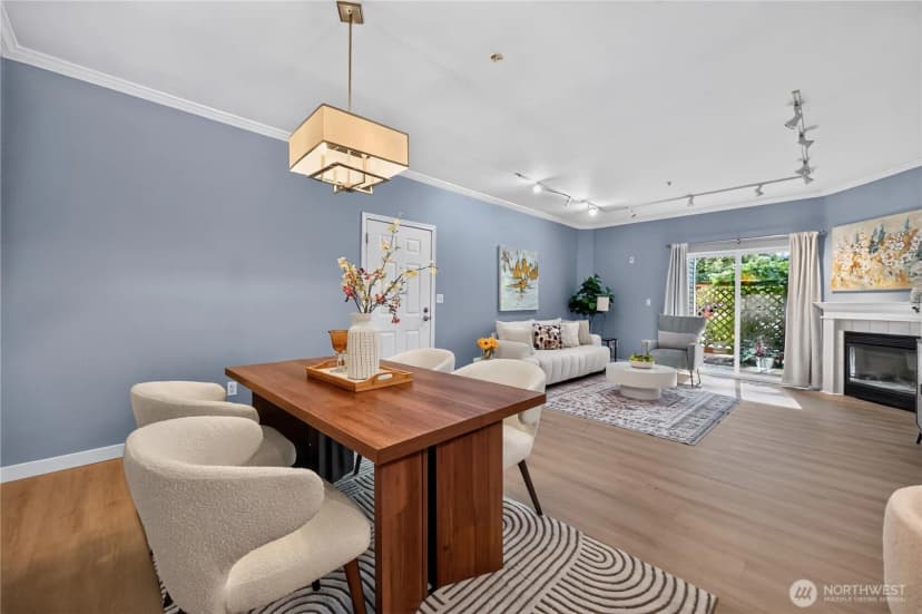 Property photo for 10709 Valley Viewrd #c101, Bothell photo 7