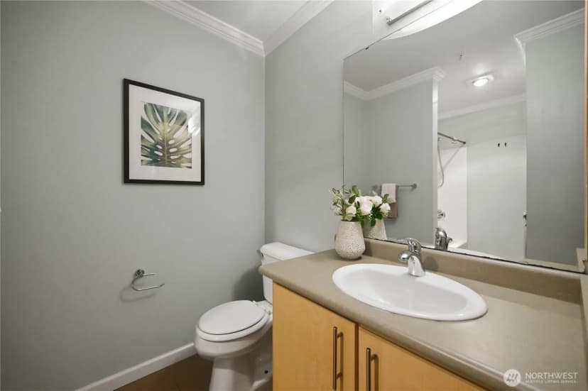 Property photo for 10709 Valley Viewrd #c101, Bothell photo 18