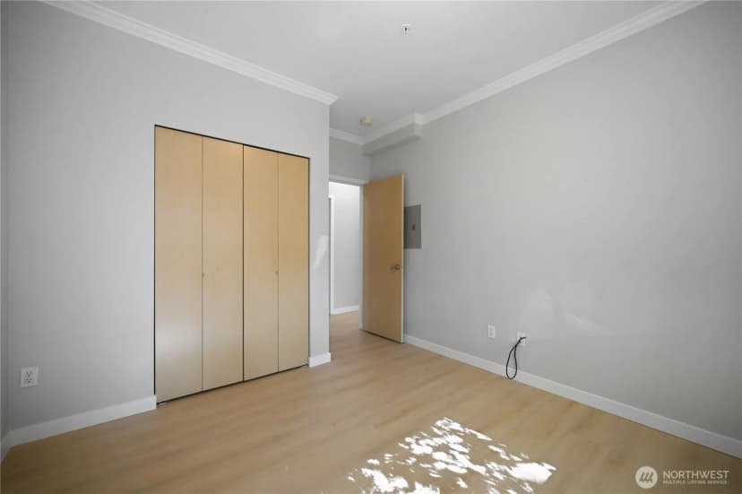 Property photo for 10709 Valley Viewrd #c101, Bothell photo 16