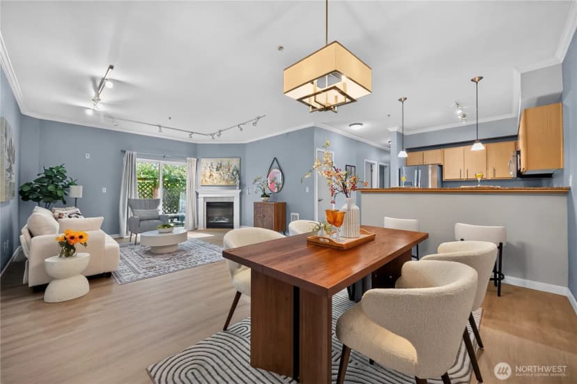 Property photo for 10709 Valley Viewrd #c101, Bothell photo 6