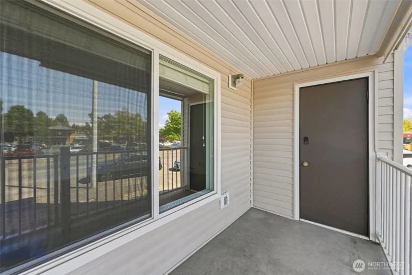 Property photo for 9000 25th Avenue Sw #102a, Seattle photo 6