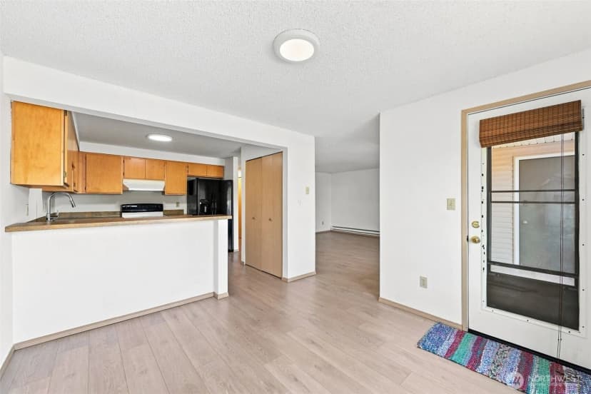 Property photo for 9000 25th Avenue Sw #102a, Seattle photo 15