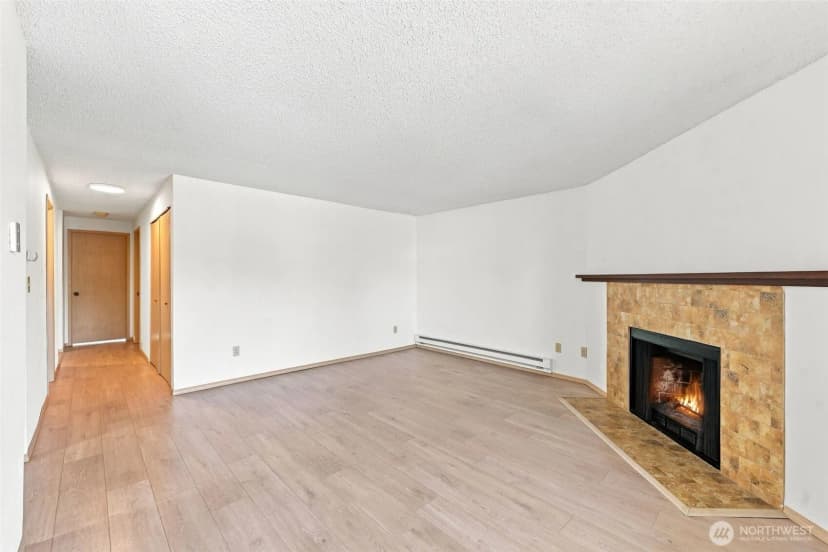 Property photo for 9000 25th Avenue Sw #102a, Seattle photo 12